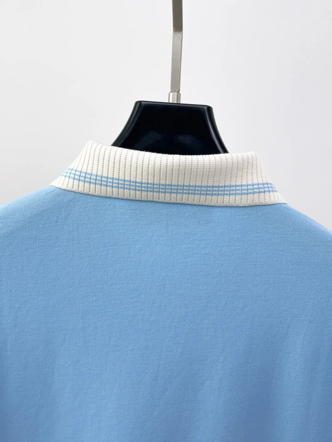 Casablanca New Arrival long-sleeved Polo shirt, original fabric, official Same Style, made of pure cotton pique fabric, custom-made in the same vat, feels very comfortable and smooth, very wide and stylish, produced by a first-line brand Factory, imported Behringer embroidery machine, embroidery is full and textured, collar and collar ribs are woven with imported yarn, will not deform after long-term wear, the most New Arrival style in autumn and winter, fashionable and individual, super Versatile and good-looking Very suitable for both men and women. A must-have item for everyone. Size: M-XXXL